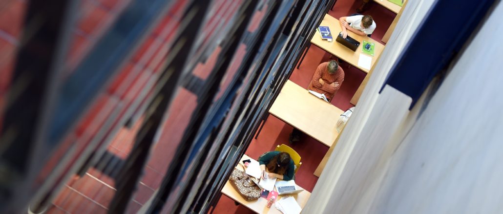Berufliche Bildung: Weg an die Hochschule auch ohne Abi möglich