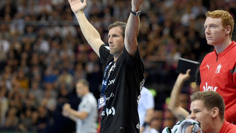 Hamburgs Trainer Torsten Jansen