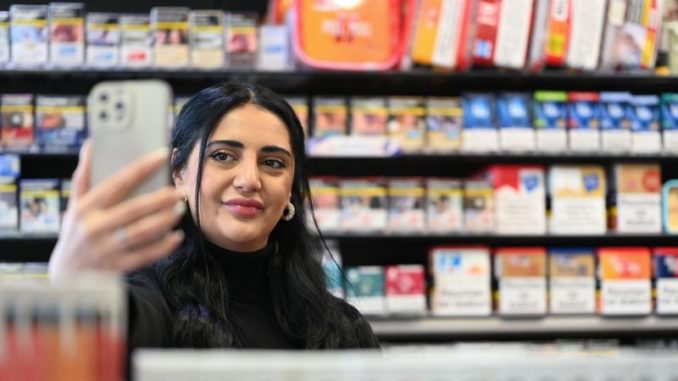 Oldenburger «Tankstellenlady» begeistert auf Tiktok