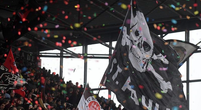 St.-Pauli-Fans am Millerntor