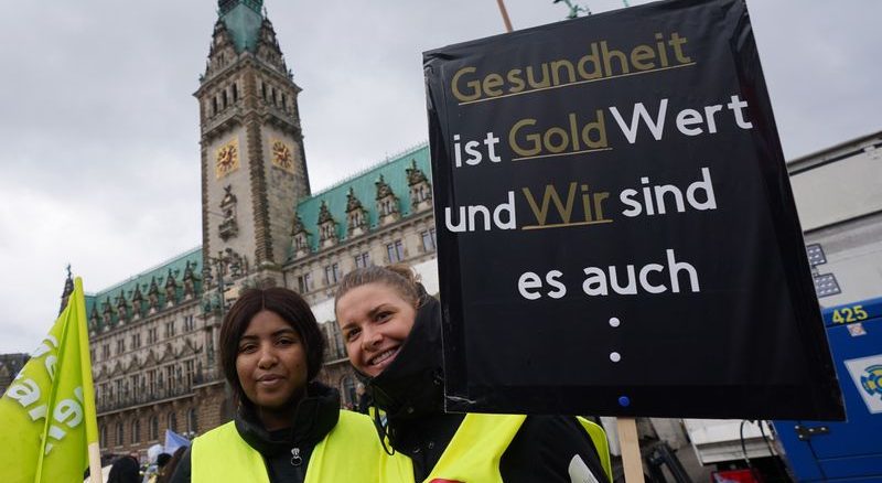 Warnstreik im öffentlichen Dienst - Hamburg