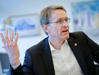 Schleswig-Holsteins Regierungschef Daniel Günther will irreguläre Zuwanderung begrenzen. (Archivbild)