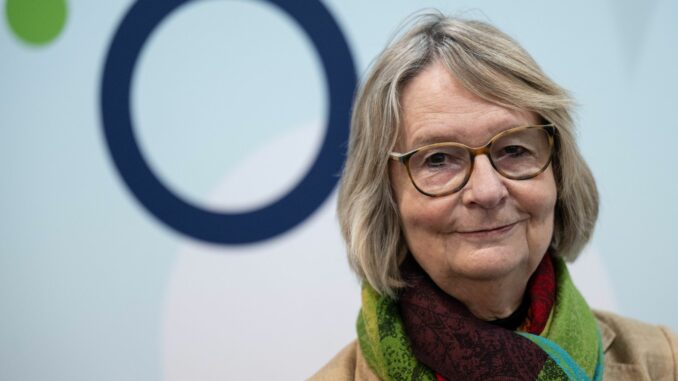 Die Hamburger Autorin Kirsten Boie Kirsten Boies Buch «Ein Sommer in Sommerby» wird derzeit verfilmt. Für die Außenaufnahmen war das Team in Schleswig-Holstein unterwegs.