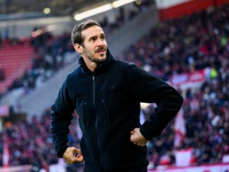 Trainer Julian Schuster und der SC Freiburg feierten gegen Kiel den dritten Heimsieg in Serie.