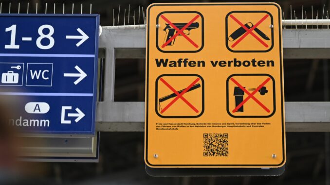Gewaltkriminalität im Nahverkehr Die Behörden wollen bei der Bekämpfung von Gewaltkriminalität im Nahverkehr enger zusammenarbeiten. (Symbolbild)