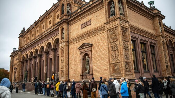 Hamburger Kunsthalle Besonders viele Besucher kamen zur Caspar David Friedrich-Ausstellung. (Archivbild)