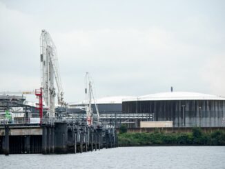 Mabanaft will Methanol und grünes Ammoniak nach Hamburg importieren. (Archivbild)
