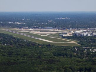 Auf dem Flughafen ist eine Air-France-Maschine mit technischen Problemen gelandet. (Archivbild)