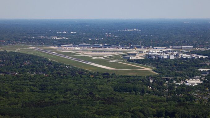 Airport Hamburg Auf dem Flughafen ist eine Air-France-Maschine mit technischen Problemen gelandet. (Archivbild)
