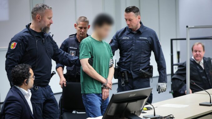 Urteil in Prozess von Brokstedt Das Urteil gegen den Messerstecher von Brokstedt ist rechtskräftig. (Archivbild)