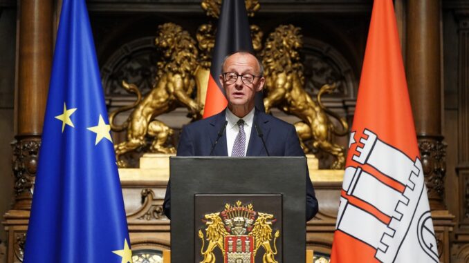 Verleihung 32. Bürgerpreis der CDU Hamburg CDU-Chef und Kanzlerkandidat Friedrich Merz will das Ehrenamt in Deutschland stärken.