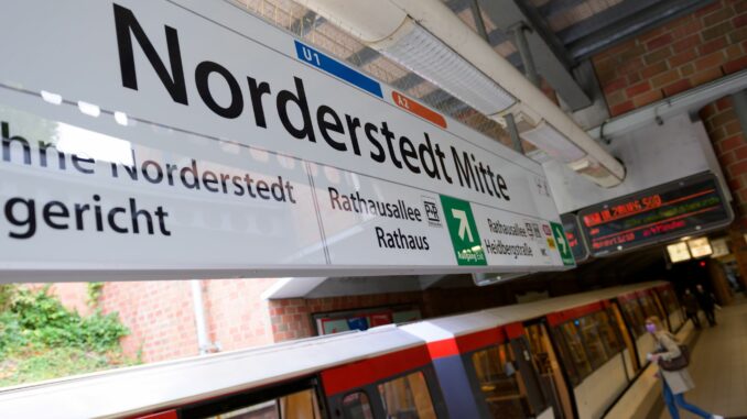 U-Bahnstation Norderstedt-Mitte Der Bahnverkehr zwischen den Stationen Norderstedt Mitte und Ochsenzoll ist wegen Bauarbeiten eingeschränkt gewesen. (Archivbild)