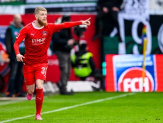 Jan-Niklas Beste spielte in der vergangenen Saison noch in Heidenheim - nun wechselte er von Lissabon nach Freiburg.