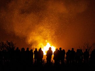 Biike-Feuer sind Tradition in Nordfriesland.
