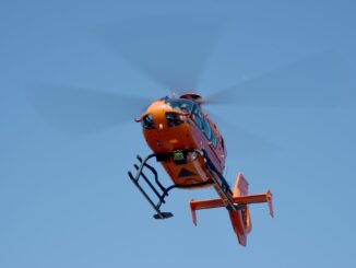 Auch ein Rettungshubschrauber war an der Unfallstelle im Einsatz. (Symbolbild)