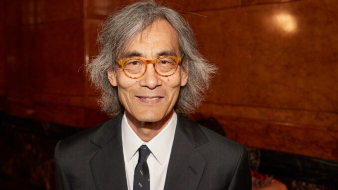 Hamburgs Generalmusikdirektor Kent Nagano Generalmusikdirektor Kent Nagano freut sich über den geplanten Opernneubau. (Archivbild)