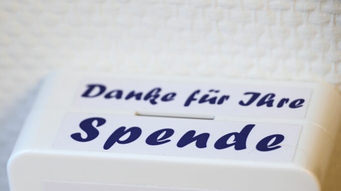 Dank für das Spenden Der Deutsche Spendenrat sieht trotz wirtschaftlicher Herausforderungen ein hohes Engagement für die Zivilgesellschaft. (Symbolbild)