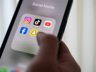 Täter schreiben Jugendliche oft gezielt über Social Media an, heißt es vom Landeskriminalamt. (Symbolbild)