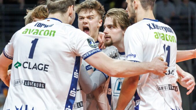 SVG Lüneburg Die Spieler der SVG Lüneburg stehen im Viertelfinale der Champions League.