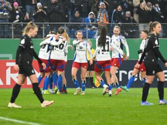 Die Fußballerinnen des HSV werden im Pokal-Halbfinale vor einer nationalen Rekordkulisse spielen.
