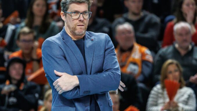 Trainer Stefan Hübner von der SVG Lüneburg Für Trainer Stefan Hübner und die SVG Lüneburg war das Erreichen des Viertelfinales der Champions League ein großer Erfolg.