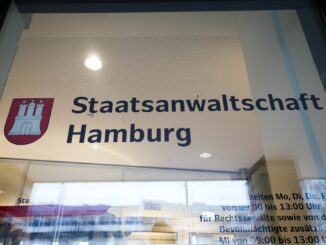 Nirgendwo sonst in Deutschland ist die Zahl der offenen Ermittlungsverfahren so stark gestiegen wie bei der Hamburger Staatsanwaltschaft. (Archivbild)