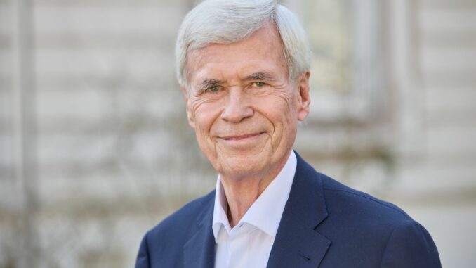 Michael Otto Unternehmer Otto spricht sich für eine schnelle Regierungsbildung aus. (Archivbild)