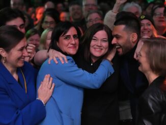 Fegebank bedankte sich bei den Wahlkämpferinnen und Wahlkämpfern ihrer Partei.
