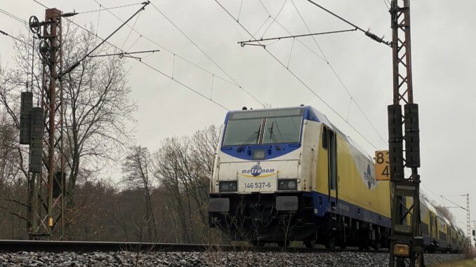 Metronom Der Regional- und Nahverkehr ist beeinträchtigt. Metronom-Züge fallen aus. (Symbolbild)