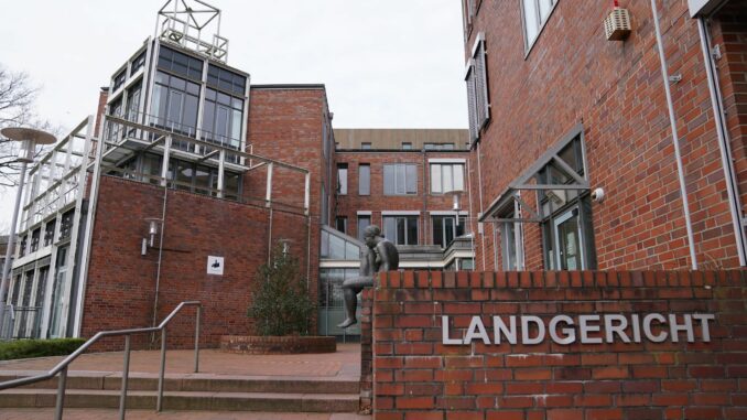 Landgericht Itzehoe Der Prozess gegen den 18-Jährigen findet ohne Öffentlichkeit statt. (Symbolbild)