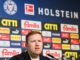 Olaf Rebbe setzt bei Holstein Kiel weiter auf junge Spieler.