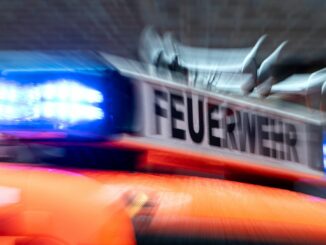 Bei dem Vorfall hat es laut Feuerwehr keine Verletzten gegeben. (Symbolbild)