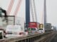 Wegen Bauarbeiten an der Norderelbbrücke wird die Autobahn A1 nach Angaben der Autobahn GmbH am Wochenende zwischen dem Autobahndreieck Norderelbe und der Anschlussstelle Hamburg-Billstedt in Richtung Norden gesperrt. (Archivbild)