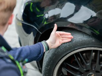 Rund 1.500 Tuning-Fans haben sich am «Car-Freitag» in Hamburg versammelt – die Polizei sprach von einem ruhigen Verlauf, stellte aber mehrere Tempo- und Rotlichtverstöße fest.
