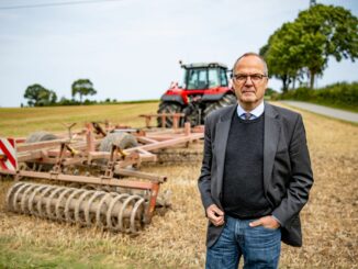 Landwirtschaftsminister Werner Schwarz hofft auf Niederschläge. (Archivbild)