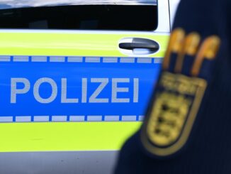 Der 13-Jährige war dem Sprecher zufolge mit seinen Erziehungsberechtigten in einer Reisegruppe unterwegs. (Symbolbild)