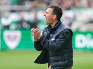Trainer Christian Eichner und der KSC sind am Sonntag beim HSV zu Gast.