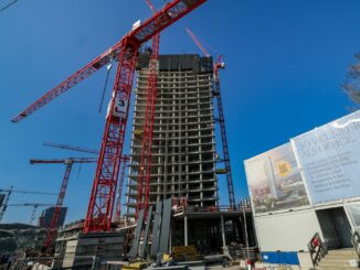 Der Immobilienunternehmer Dieter Becken hofft weiter, den Elbtower fertigstellen zu können (Archivbild).