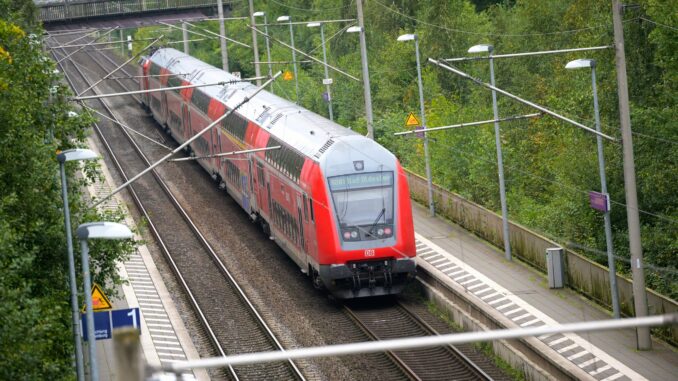 Regionalbahn Für das Bahnnetz Mitte wird ein Betreiber für mindestens 12 Jahre gesucht. (Symbolbild)