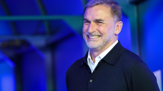 Stefan Kuntz Stefan Kuntz hat für Eric Huwer einen großen Anteil am HSV-Erfolg.