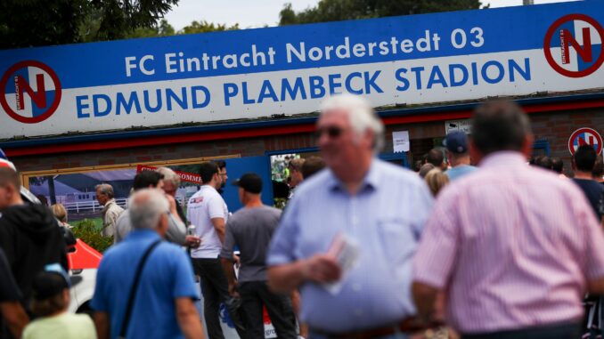 Eintracht Norderstedt Bald wieder DFB-Pokal-Standort: Das Edmund-Plambeck-Stadion in Norderstedt.