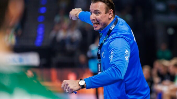 Trainer Filip Jicha vom THW Kiel Trainer Filip Jicha und der THW Kiel waren in Stuttgart zu Gast.