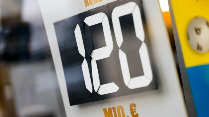 120 Millionen Euro im Eurojackpot Im Eurojackpot liegen weiterhin 120 Millionen Euro. (Symbolbild)
