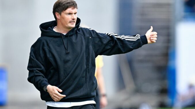 Darmstadt 98 - Hamburger SV Um Ruhe vor dem möglichen Aufstieg bemüht: HSV-Trainer Merlin Polzin