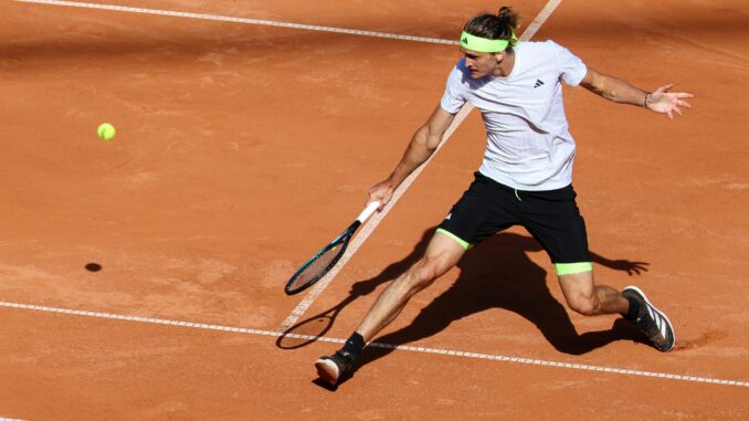 Tennis: ATP-Tour - Hamburg Alexander Zverev ist auch in Hamburg früh ausgeschieden.