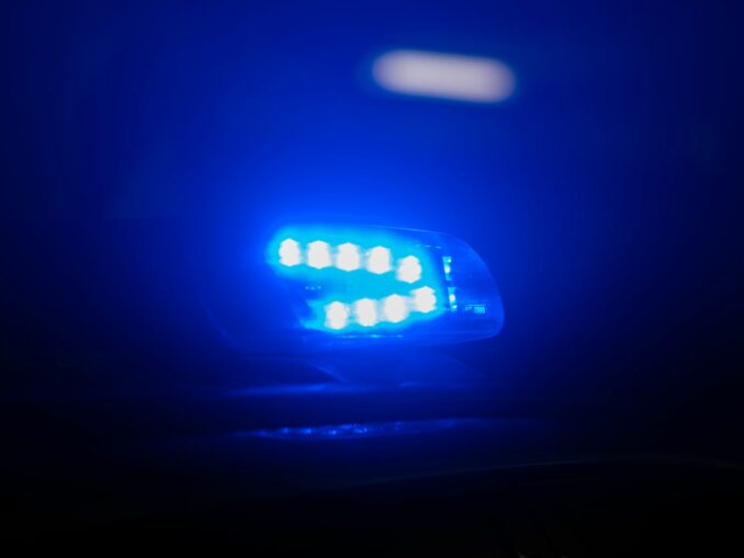Gegen weitere Mittäter lägen derzeit keine Haftgründe vor, hieß es von der Polizei. (Symbolbild)