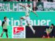 Der Mann des Tages hebt ab: Fürths Felix Klaus beim Jubel nach seinem dritten Treffer.