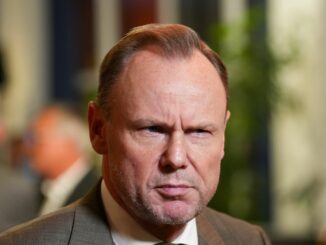 Hamburgs Innensenator Andy Grote (SPD) glaubt, dass ein AfD-Verbotsverfahren mit erheblichen Risiken verbunden wäre. (Archivbild)