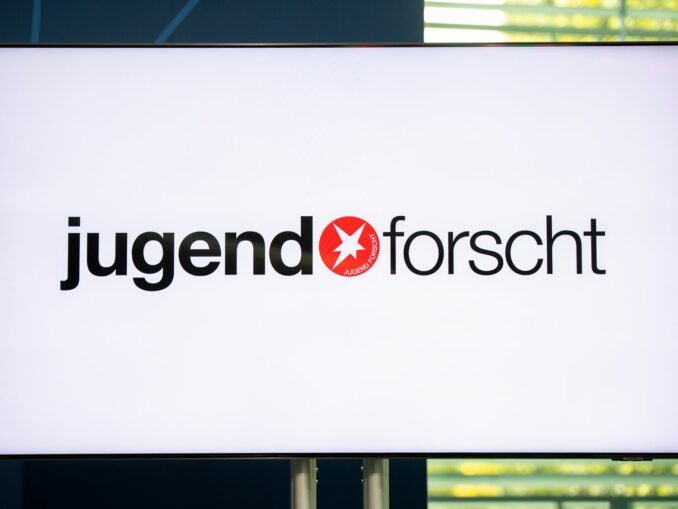 167 junge Forscherinnen und Forscher kämpfen beim Bundesfinale von Jugend forscht in Hamburg um die sieben Hauptpreise. (Symbolbild)