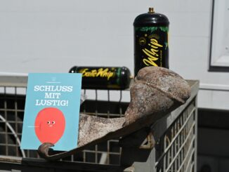«Schluss mit lustig!»: Mit einer neuen Kampagne will die Stadtreinigung für eine ordnungsgemäße Entsorgung von Lachgasflaschen sensibilisieren.
